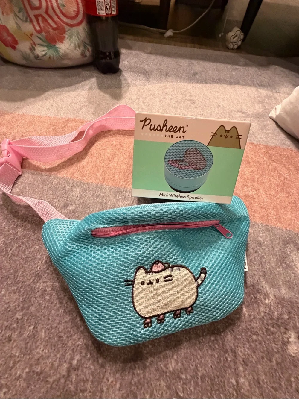 Pusheen “90’s Boom” Bag + Speaker! New!!
